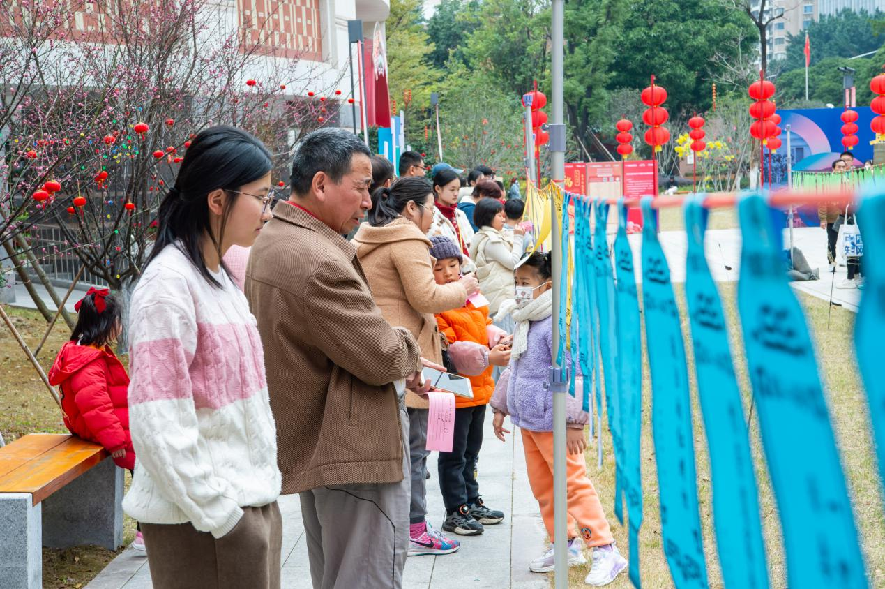 从“围观”到“沉浸”：省图三场活动解锁灯谜文化新体验